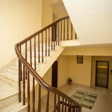 Hotel Jay Suites-2
